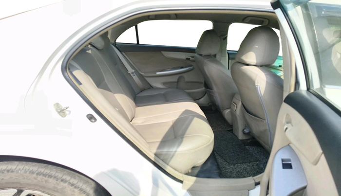 2012 Toyota Corolla Altis G DIESEL, Diesel, Manual, 1,31,210 km, interior