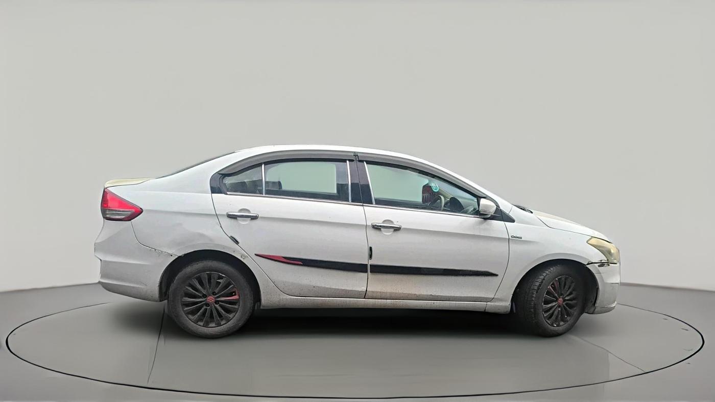 2015 Maruti Ciaz ZDI, Diesel, Manual, 1,70,875 km, exterior