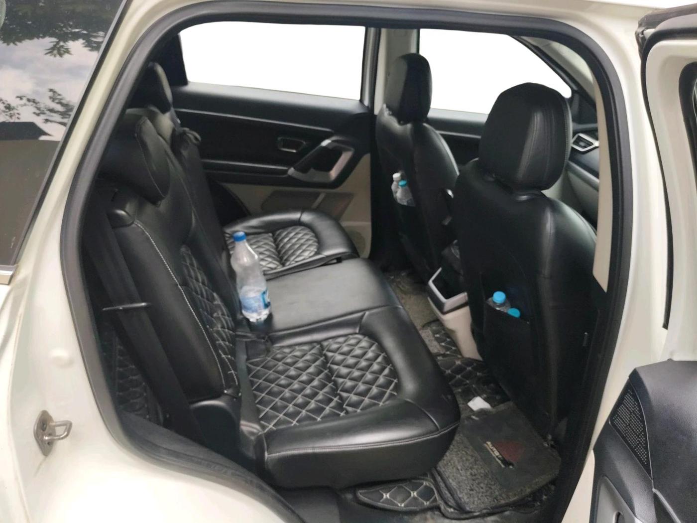 2021 Tata Safari XT, Diesel, Manual, 93,942 km, interior