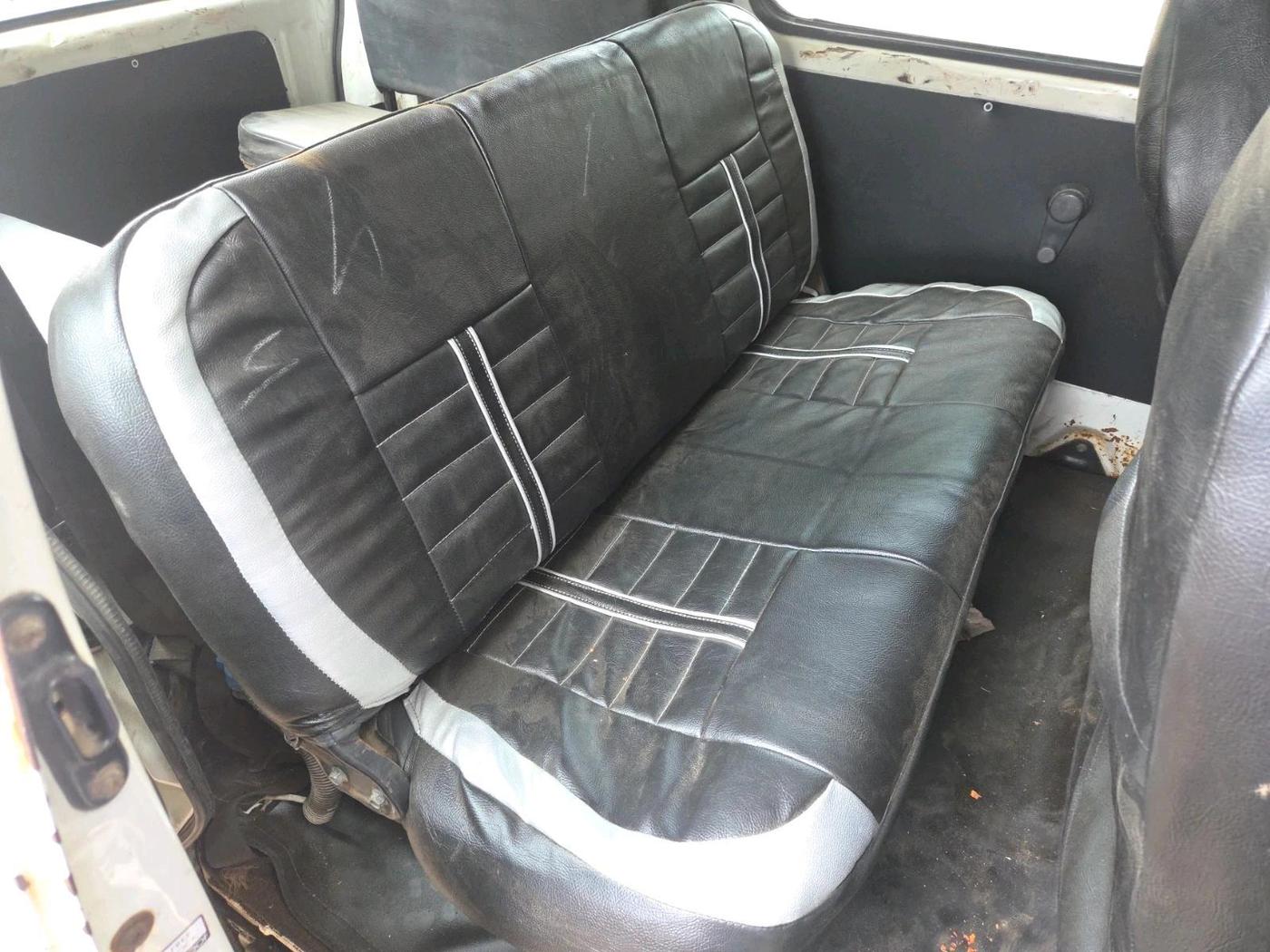 2017 Maruti Eeco 5 STR WITH A/C+HTR, CNG, Manual, 1,07,858 km, interior
