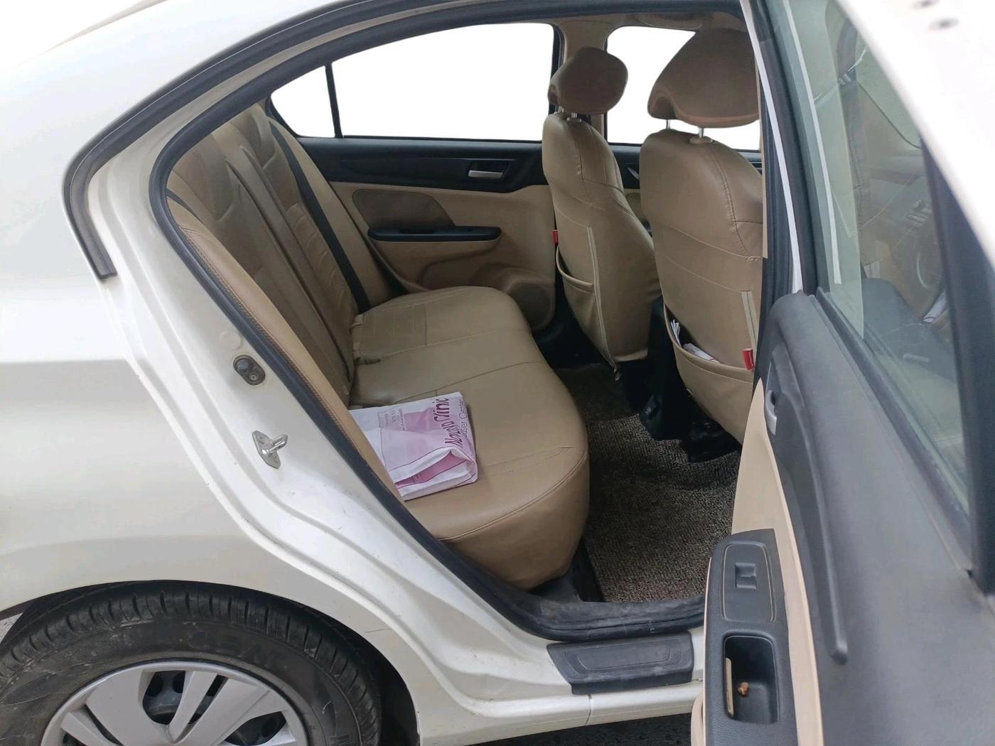 2019 Honda Amaze 1.2L I-VTEC S, CNG, Manual, 70,462 km, interior