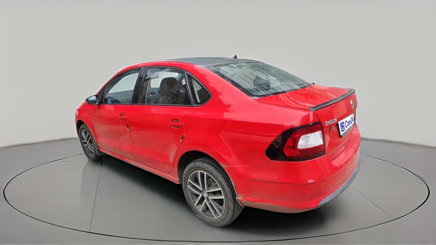2018 Skoda Rapid STYLE 1.6 MPI AT, Petrol, Automatic, 84,373 km, exterior