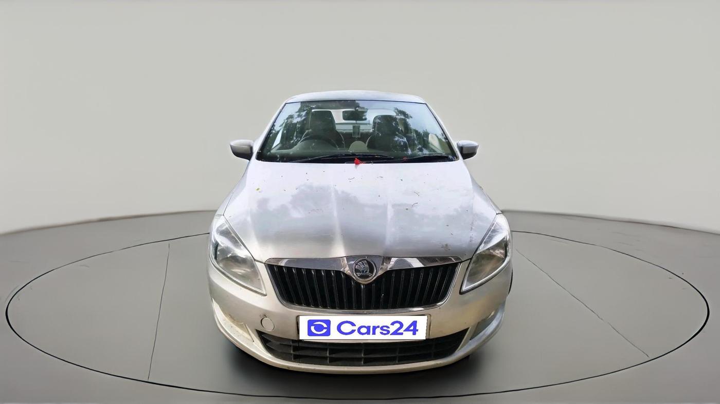 2012 Skoda Rapid ELEGANCE 1.6 TDI CR MT, Diesel, Manual, 95,395 km, exterior