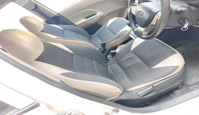 2018 Hyundai NEW SANTRO MAGNA CNG, CNG, Manual, 76,049 km, interior