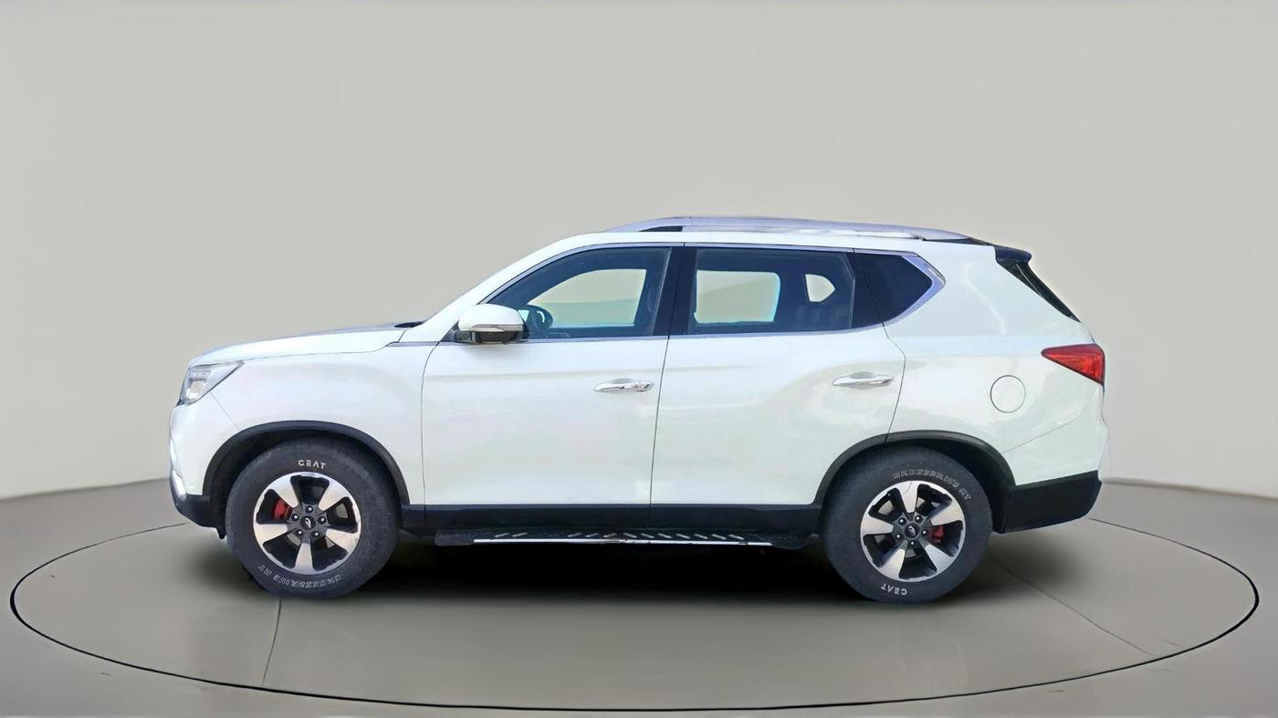 2019 Mahindra ALTURAS G4 4WD AT, Diesel, Automatic, 78,262 km, exterior