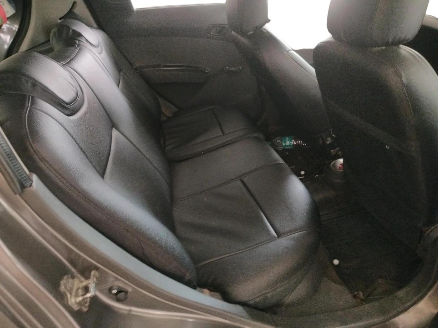 2014 Chevrolet Beat LS DIESEL, Diesel, Manual, 1,05,081 km, interior
