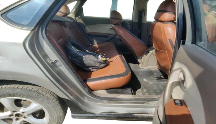 2014 Skoda Rapid AMBITION 1.6 TDI CR MT PLUS, Diesel, Manual, 1,20,000 km, interior