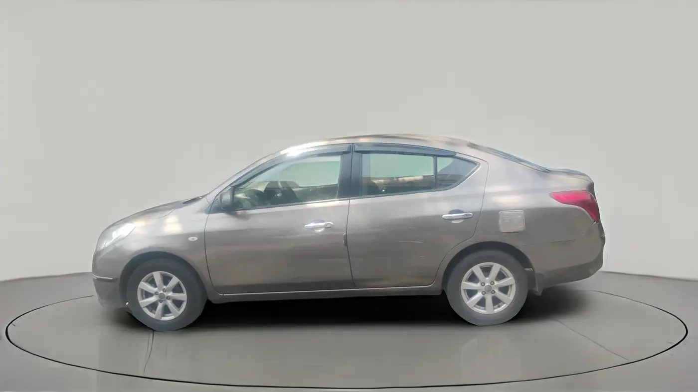 2014 Nissan Sunny XV DIESEL, Diesel, Manual, 1,76,497 km, exterior