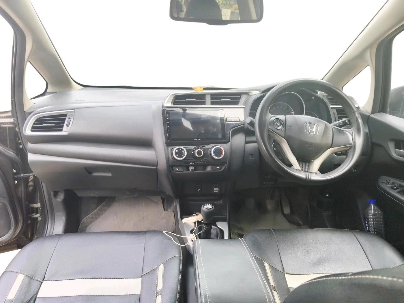 2018 Honda WR-V 1.2L I-VTEC S MT, Petrol, Manual, 69,000 km, interior