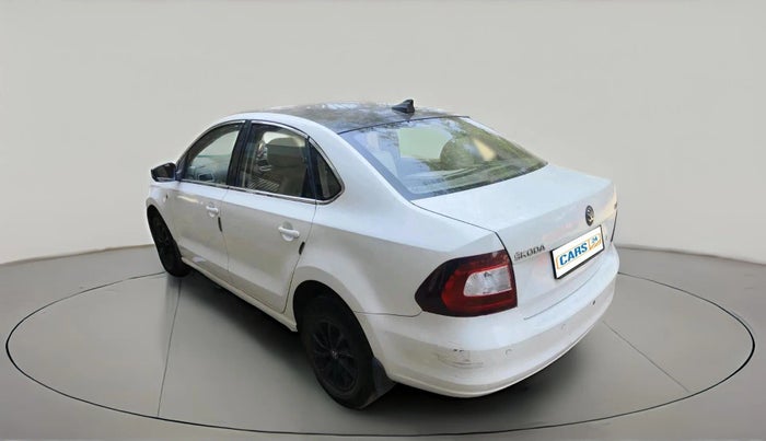 2013 Skoda Rapid AMBITION 1.6 TDI CR MT, Diesel, Manual, 73,385 km, exterior