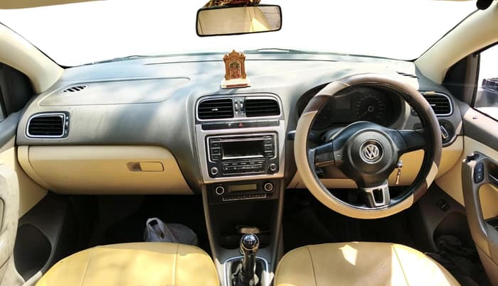 2011 Volkswagen Vento HIGHLINE DIESEL 1.6, Diesel, Manual, 1,49,399 km, interior