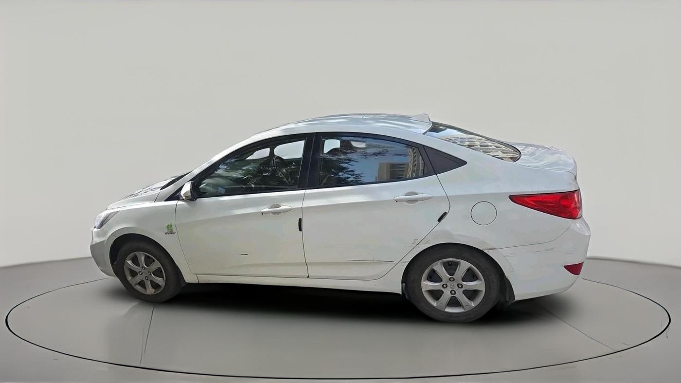 2013 Hyundai Verna FLUIDIC 1.6 VTVT EX, Petrol, Manual, 1,77,322 km, exterior