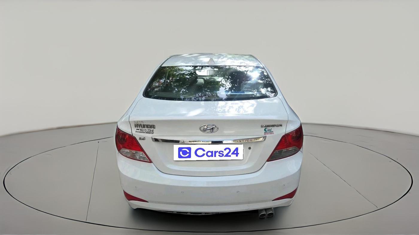 2013 Hyundai Verna FLUIDIC 1.6 VTVT EX, Petrol, Manual, 1,77,322 km, exterior