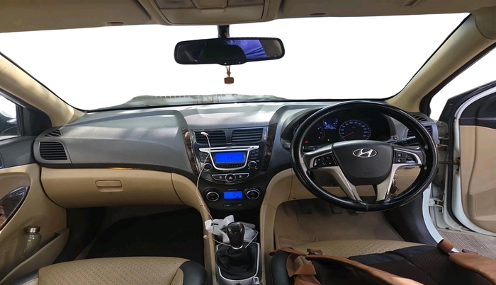 2013 Hyundai Verna FLUIDIC 1.6 VTVT EX, Petrol, Manual, 1,77,322 km, interior