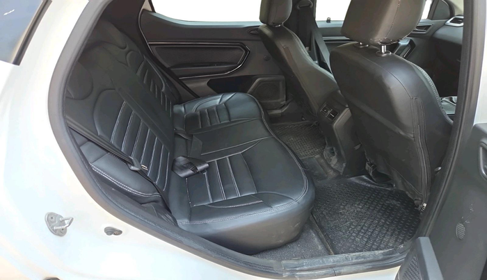 2021 Renault Kiger RXL AMT, Petrol, Automatic, 26,308 km, interior