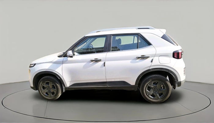 2024 Hyundai VENUE SX 1.2 PETROL, Petrol, Manual, 20,745 km, exterior