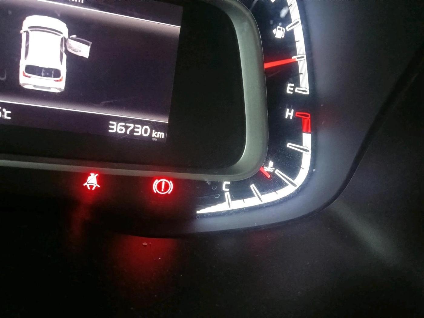 2021 KIA SONET GTX PLUS 1.0 IMT, Petrol, Manual, 36,730 km, interior