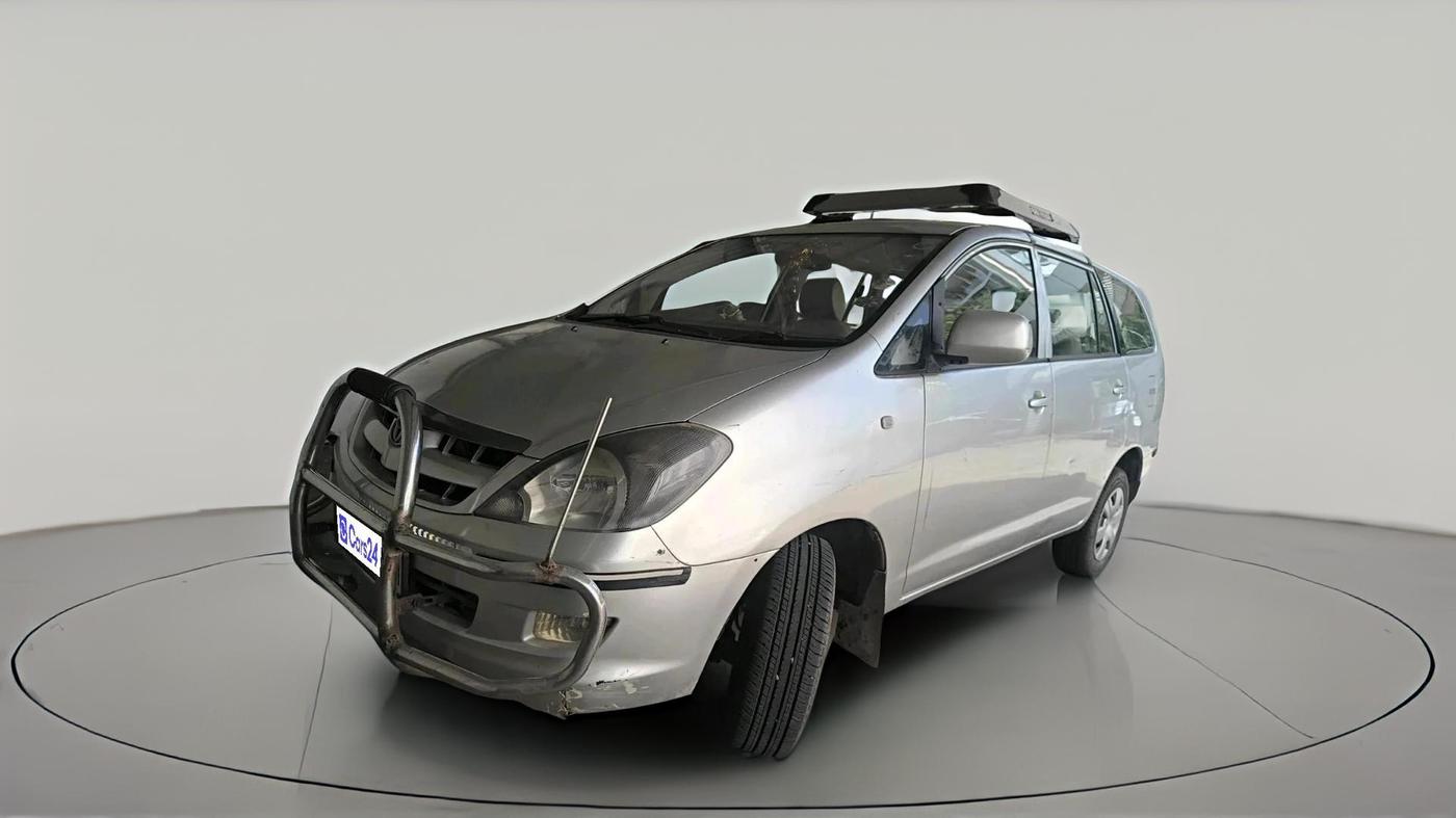 2005 Toyota Innova G1 2.0, CNG, Manual, 1,29,393 km, exterior