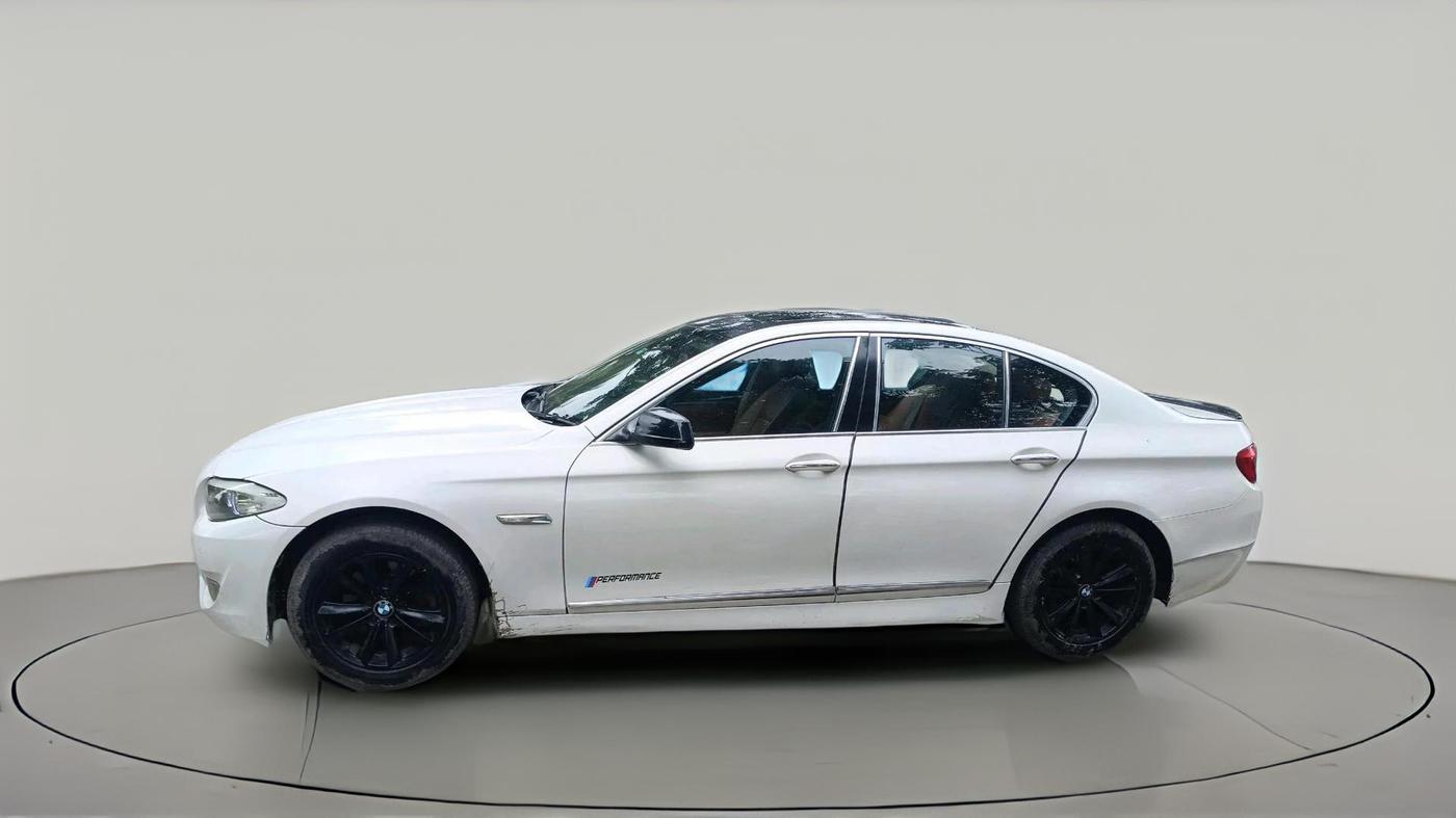 2011 BMW 5 Series 520D 2.0, Diesel, Automatic, 1,72,562 km, exterior