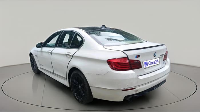 2011 BMW 5 Series 520D 2.0, Diesel, Automatic, 1,72,562 km, exterior