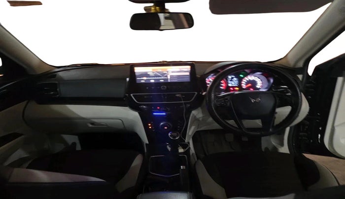 2024 Mahindra XUV 3XO MX3 Pro 1.2 L TCMPFi, Petrol, Manual, 21,580 km, interior