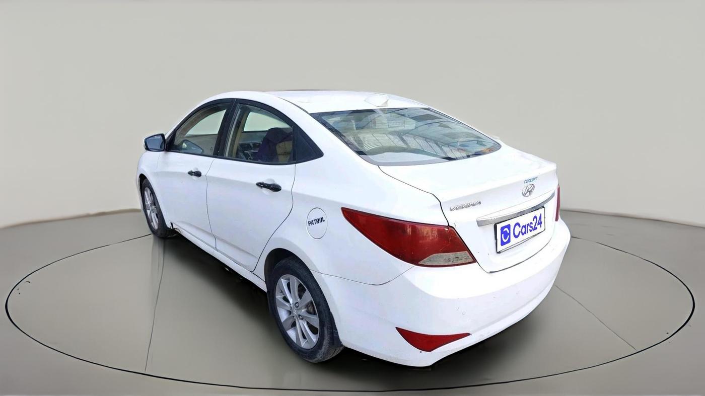 2016 Hyundai Verna 1.6 VTVT S, Petrol, Manual, 1,02,618 km, exterior