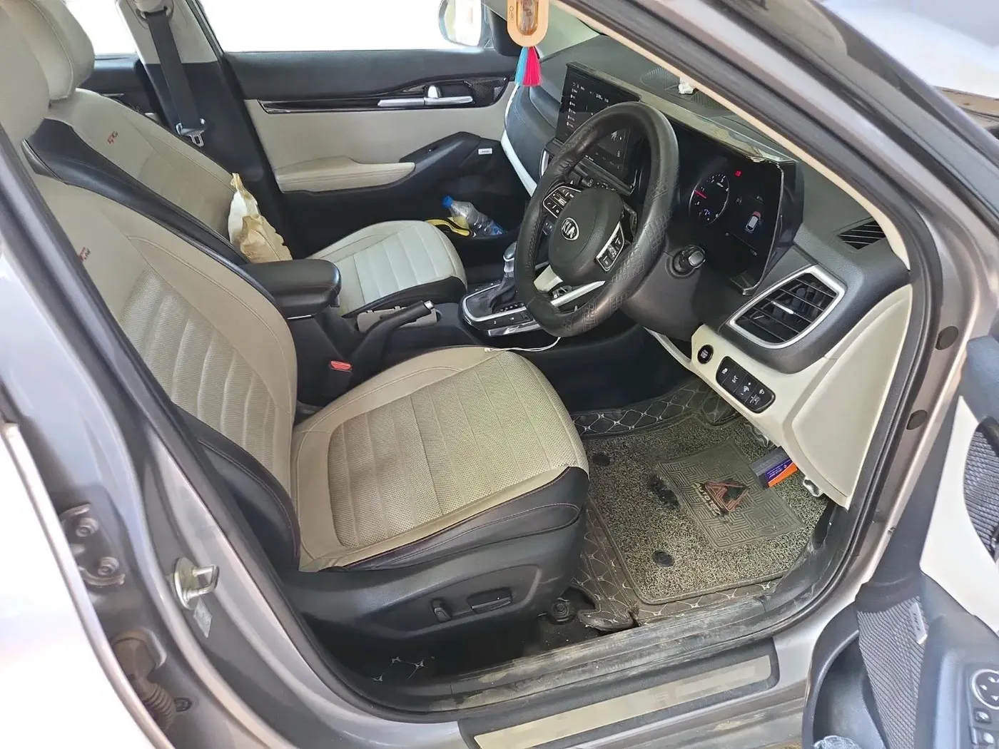 2020 KIA SELTOS GTX PLUS AT 1.5 DIESEL, Diesel, Automatic, 1,11,394 km, interior