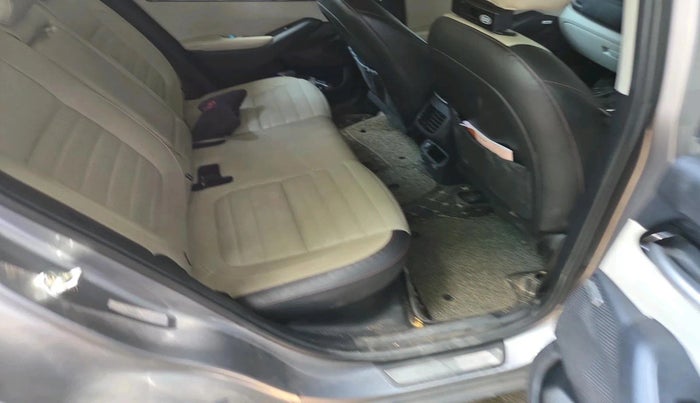 2020 KIA SELTOS GTX PLUS AT 1.5 DIESEL, Diesel, Automatic, 1,11,394 km, interior