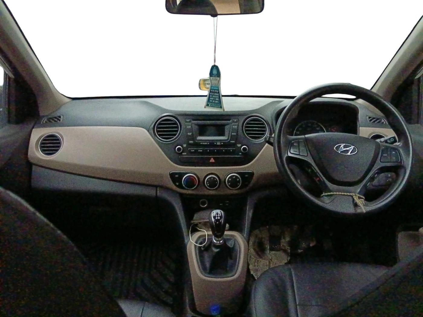 2016 Hyundai Grand i10 SPORTZ 1.1 CRDI, Diesel, Manual, 72,825 km, interior