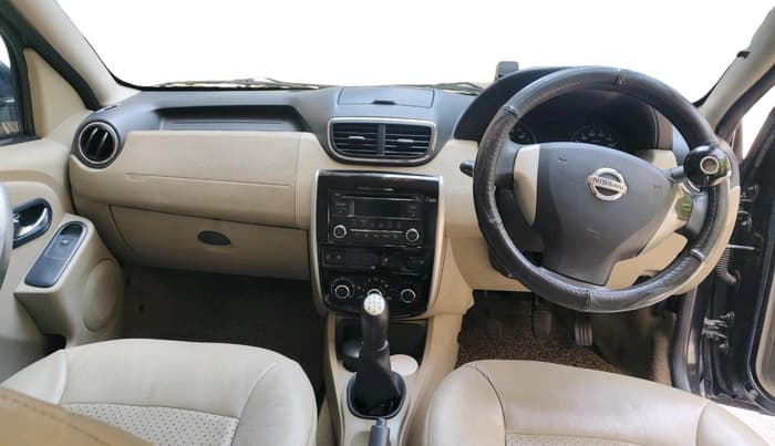 2014 Nissan Terrano XL (D), Diesel, Manual, 1,34,670 km, interior