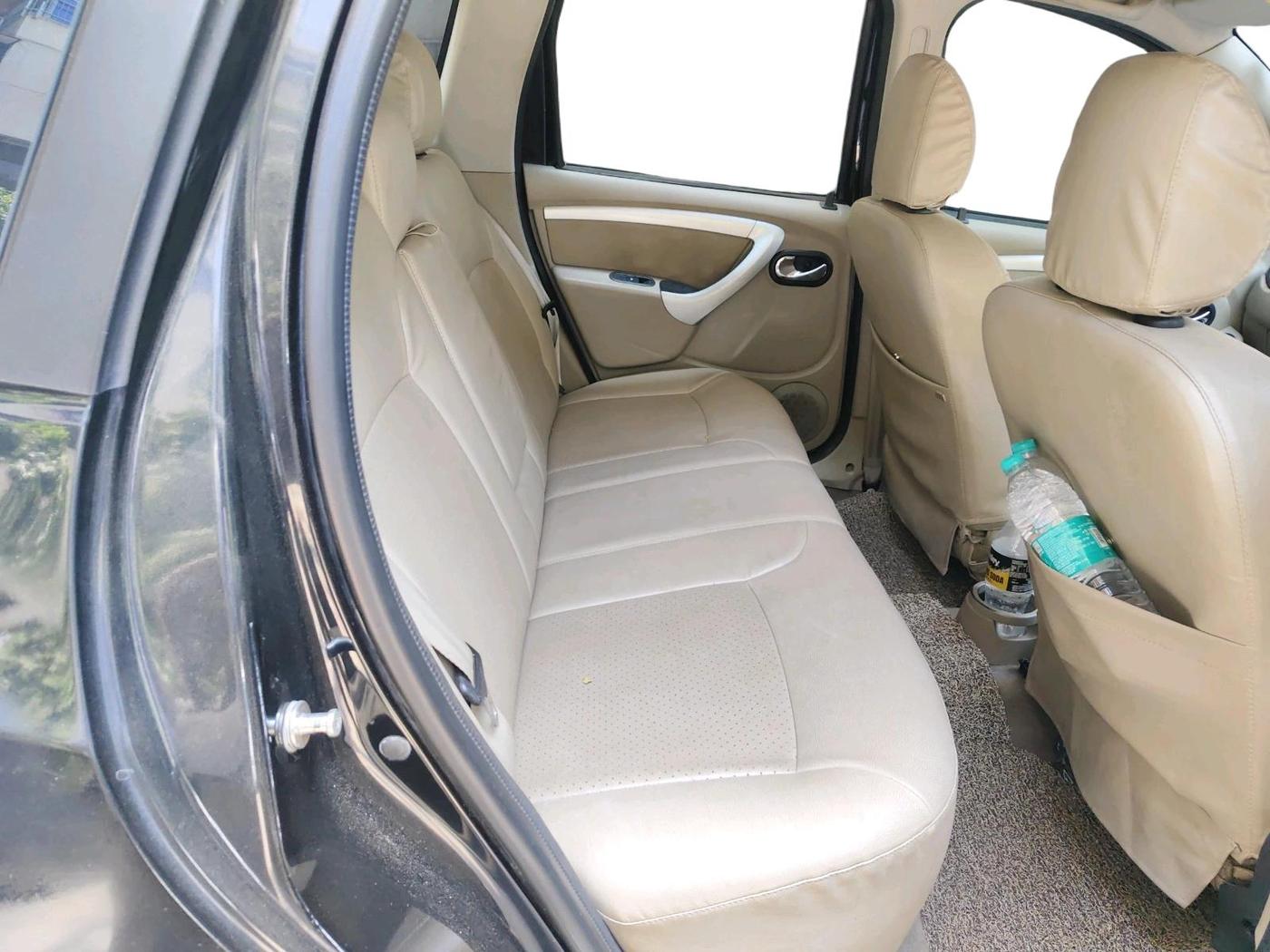 2014 Nissan Terrano XL (D), Diesel, Manual, 1,34,670 km, interior
