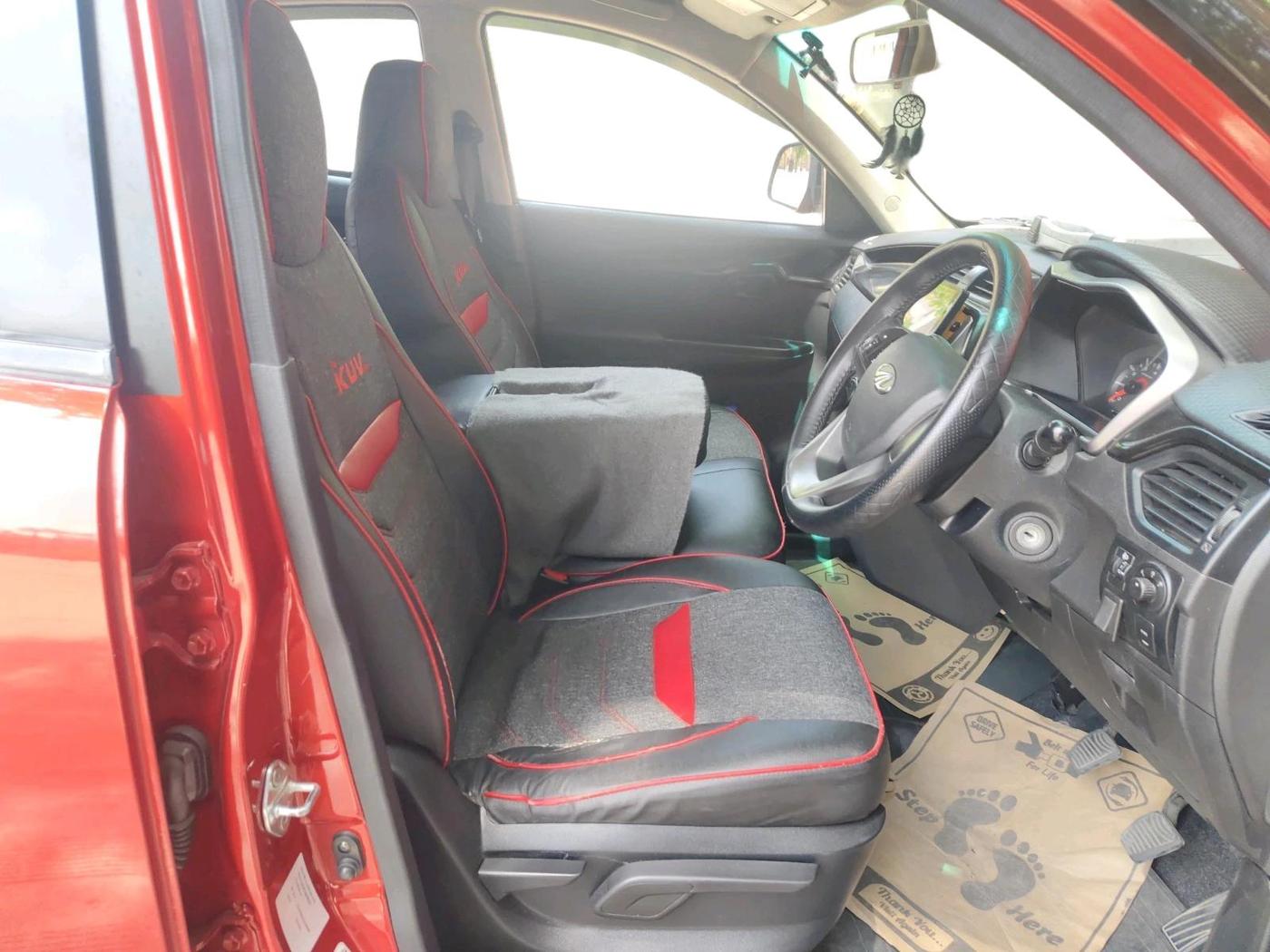 2017 Mahindra Kuv100 K8 6 STR, Petrol, Manual, 75,131 km, interior