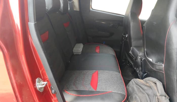 2017 Mahindra Kuv100 K8 6 STR, Petrol, Manual, 75,131 km, interior
