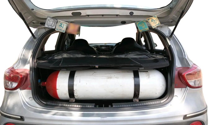 2018 Hyundai Grand i10 SPORTZ 1.2 KAPPA VTVT, CNG, Manual, 1,10,982 km, exterior