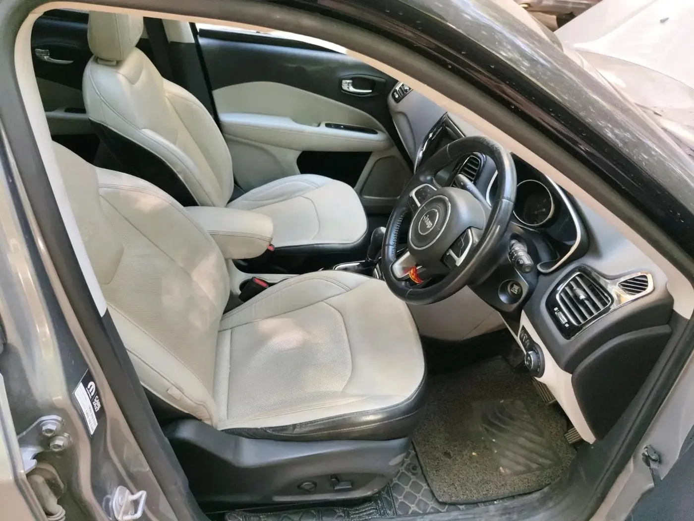 2019 Jeep Compass LIMITED PLUS PETROL AT, Petrol, Automatic, 65,710 km, interior