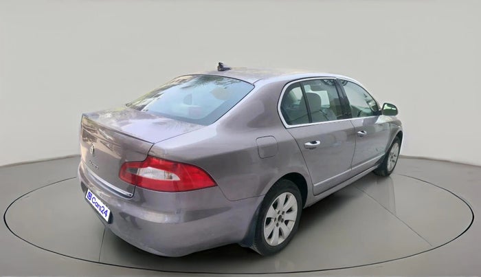 2012 Skoda Superb ELEGANCE 2.0 TDI CR AT, Diesel, Automatic, 1,61,890 km, exterior