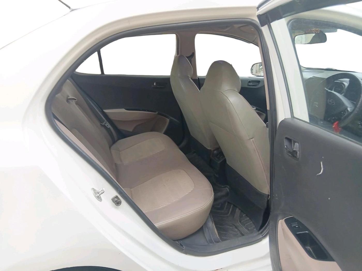 2017 Hyundai Xcent E+ 1.2 CRDI, Diesel, Manual, 1,07,095 km, interior