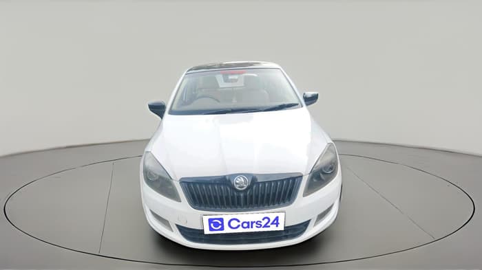 2015 Skoda Rapid 1.5 TDI CR ELEGANCE AT, Diesel, Automatic, 1,41,811 km, exterior