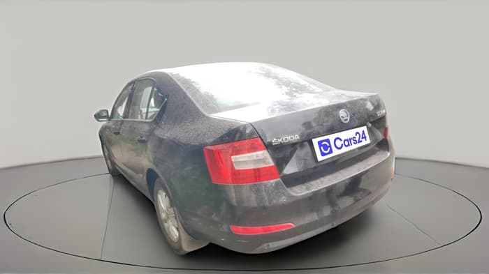 2013 Skoda Octavia AMBITION 2.0 TDI AT, Diesel, Automatic, 73,715 km, exterior