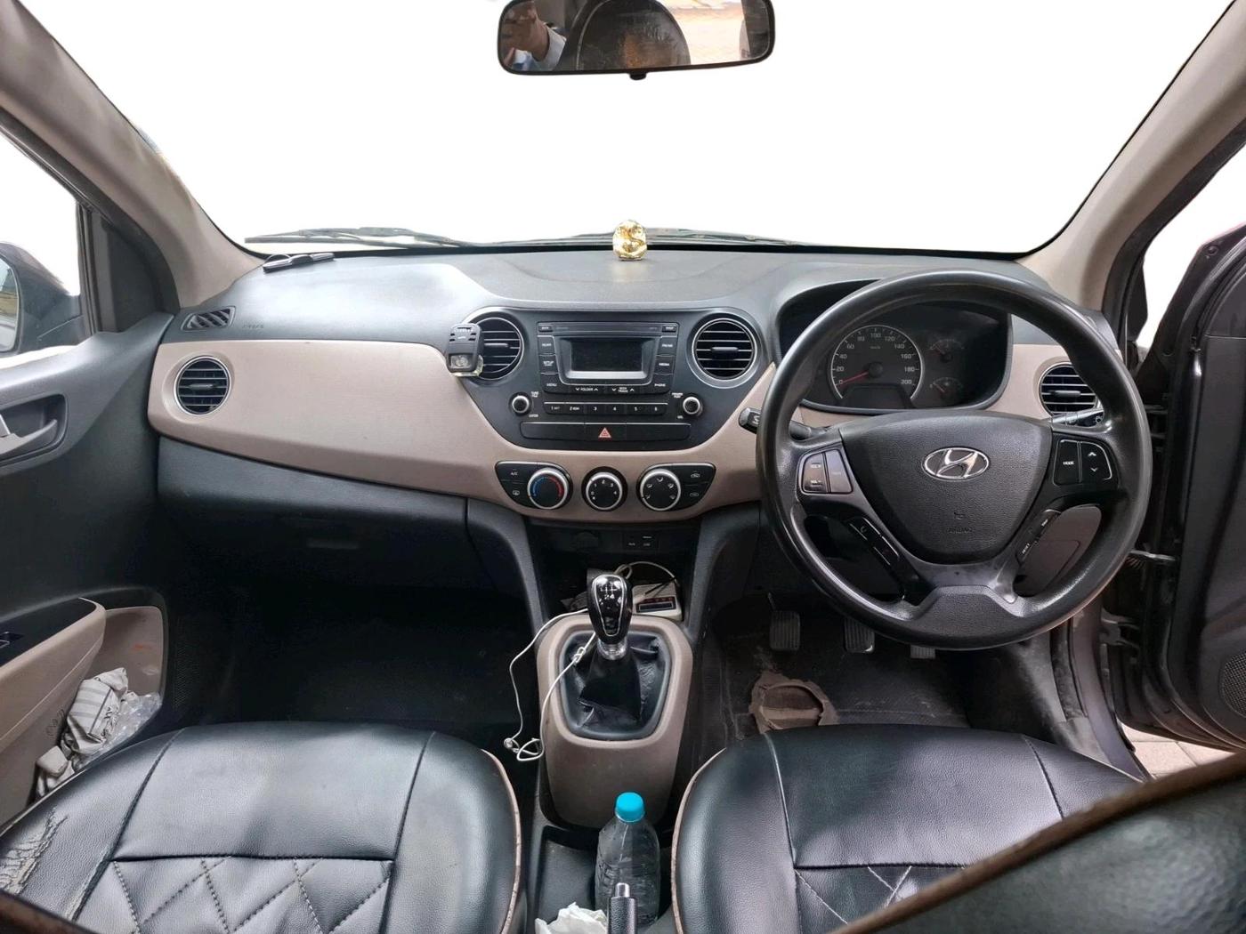 2016 Hyundai Grand i10 SPORTZ 1.1 CRDI, Diesel, Manual, 1,26,509 km, interior