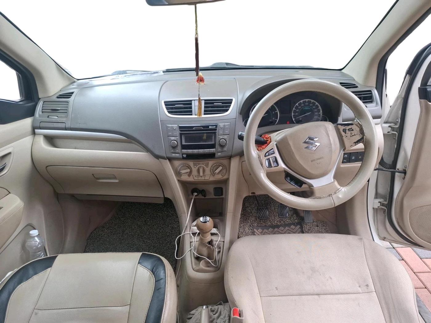 2017 Maruti Ertiga VDI SHVS, Diesel, Manual, 2,32,304 km, interior