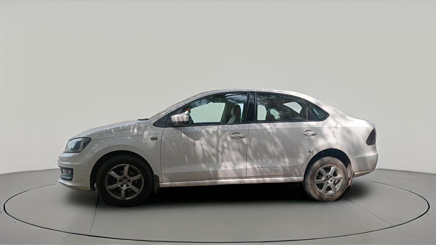 2012 Volkswagen Vento HIGHLINE DIESEL 1.6, Diesel, Manual, 1,12,362 km, exterior