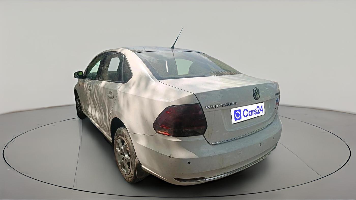 2012 Volkswagen Vento HIGHLINE DIESEL 1.6, Diesel, Manual, 1,12,362 km, exterior