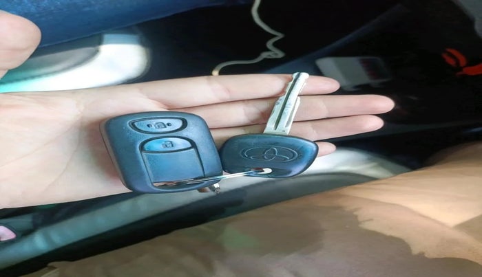 2012 Toyota Etios GD, Diesel, Manual, 88,313 km, interior