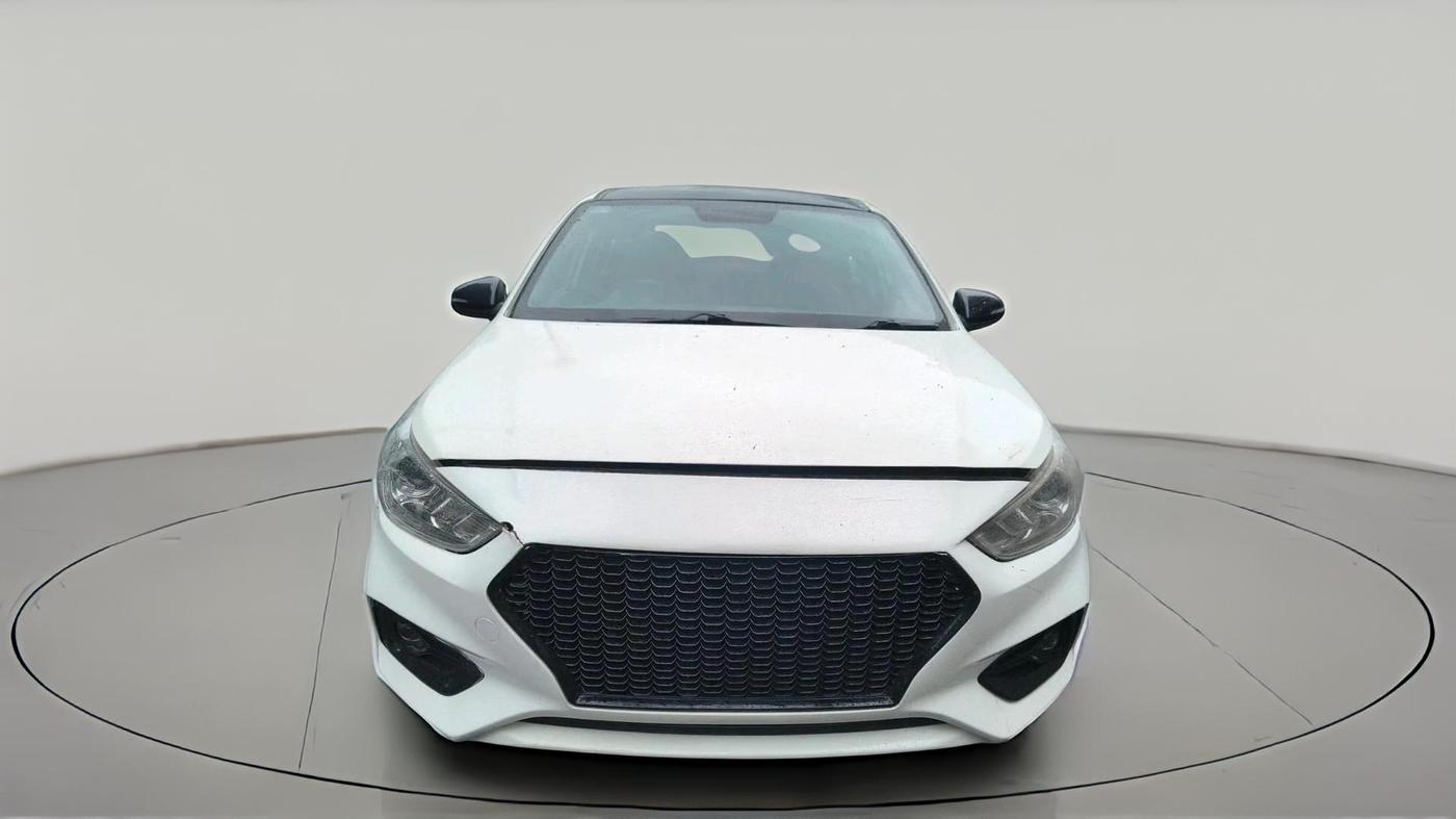 2017 Hyundai Verna 1.6 CRDI SX, Diesel, Manual, 1,07,126 km, exterior