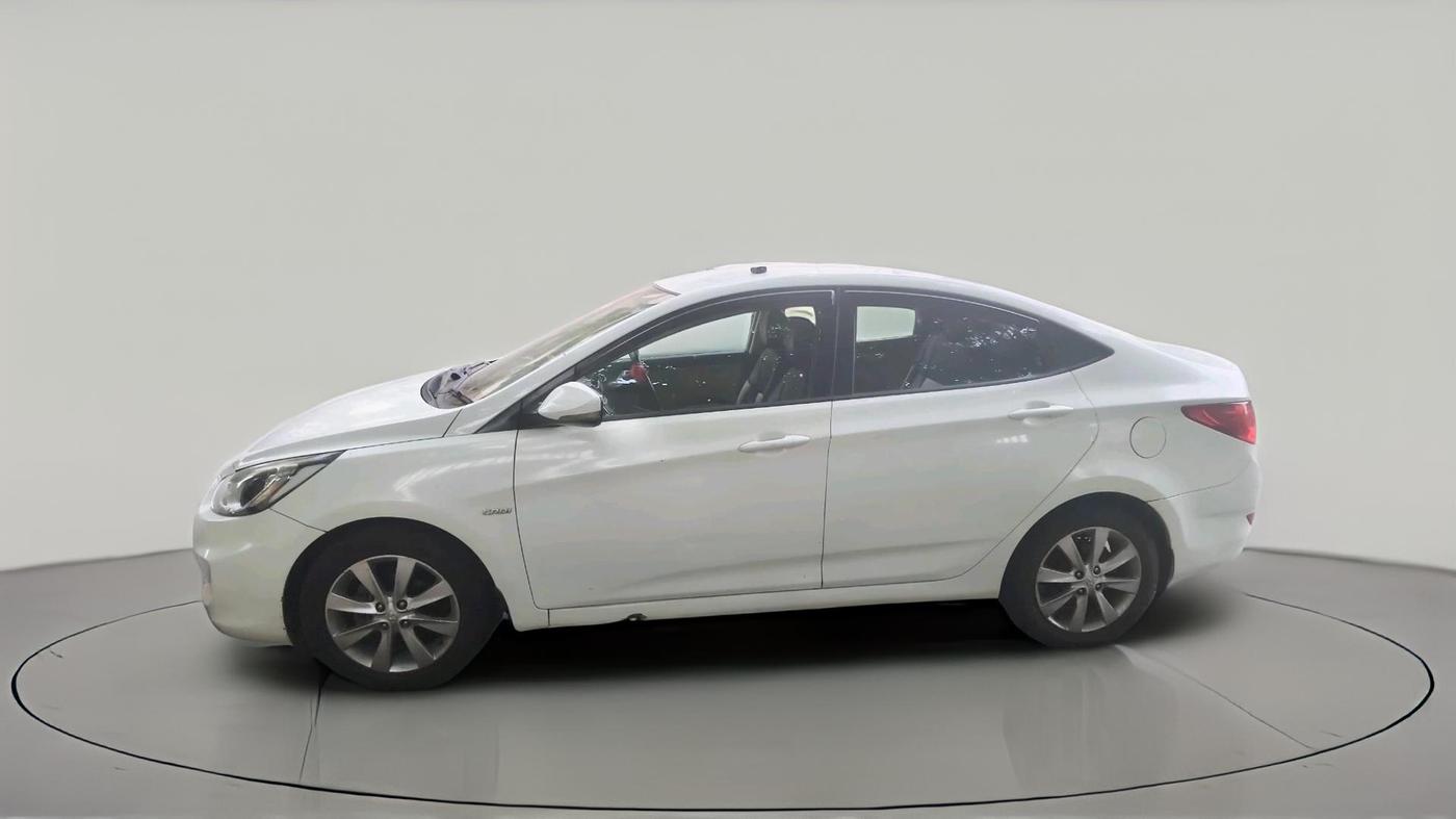 2012 Hyundai Verna FLUIDIC 1.6 CRDI SX, Diesel, Manual, 1,12,707 km, exterior