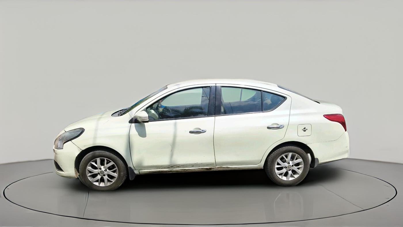 2016 Nissan Sunny XV DIESEL, Diesel, Manual, 1,80,560 km, exterior