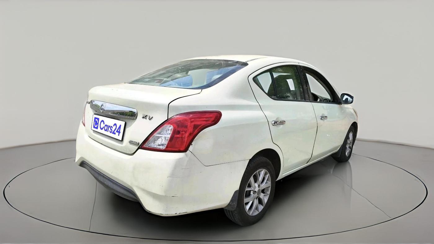 2016 Nissan Sunny XV DIESEL, Diesel, Manual, 1,80,560 km, exterior