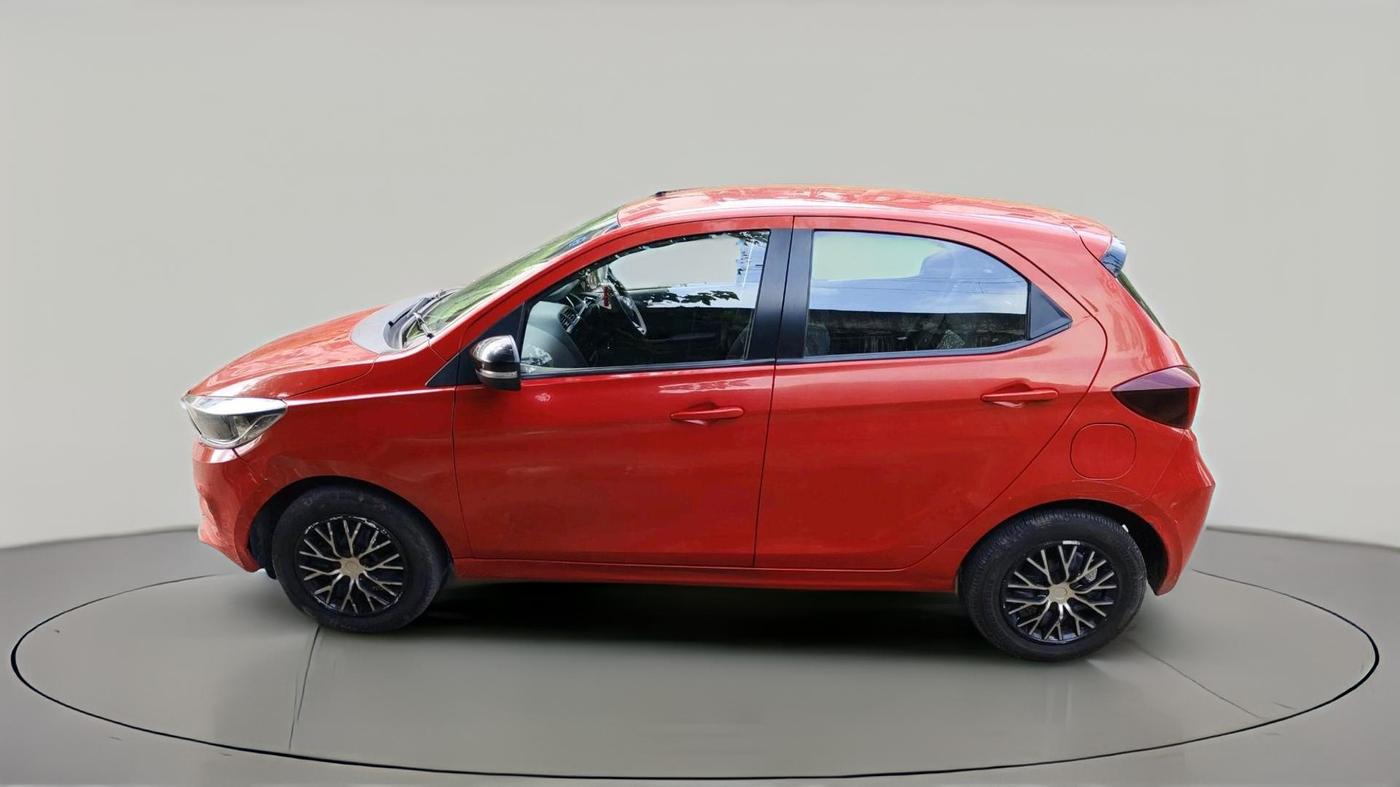 2022 Tata Tiago XT PETROL, Petrol, Manual, 27,139 km, exterior