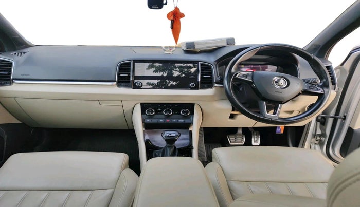 2020 Skoda Karoq STYLE 1.5 TSI AT, Petrol, Automatic, 1,25,895 km, interior